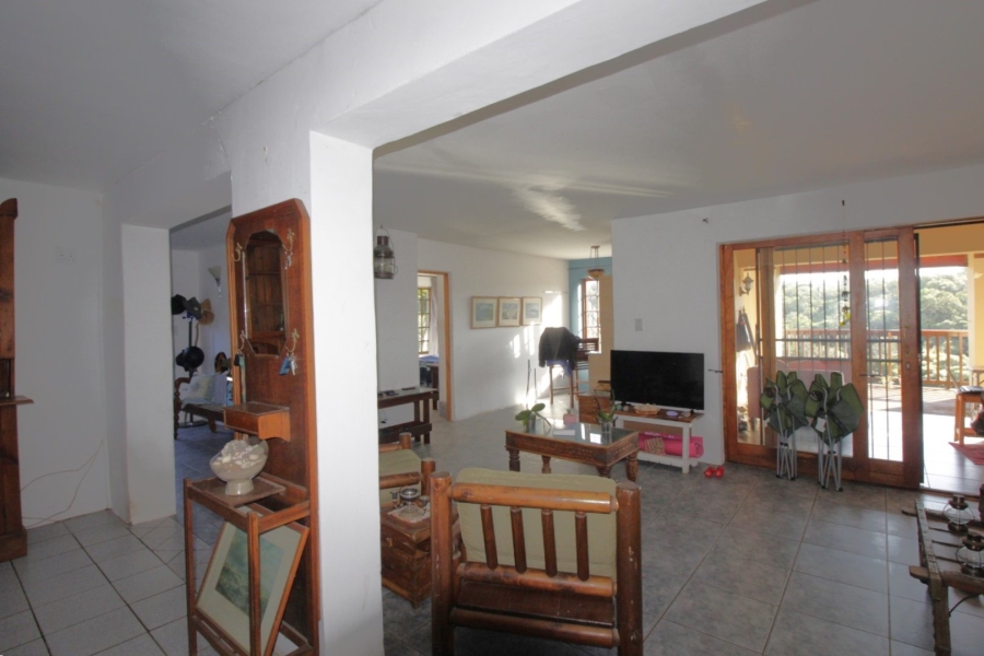 7 Bedroom Property for Sale in Noorsekloof Eastern Cape